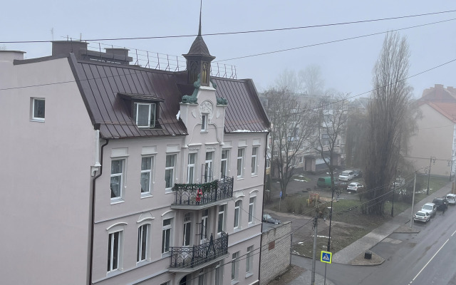 Квартира У Густава