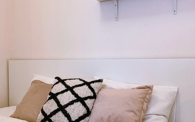 Апартаменты Просторная квартира Новомарьинская