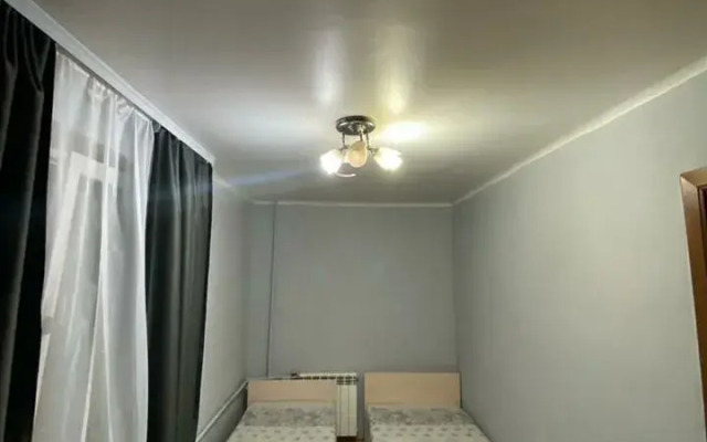 Na Generala Zakharova, 1 Flat