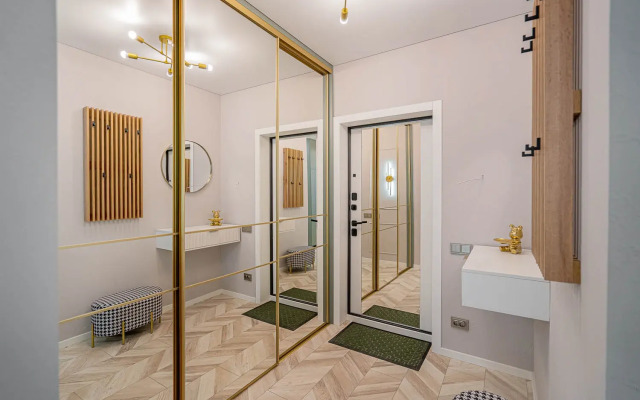 4-room VIP dlya 8 gostey Apartment