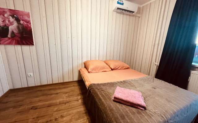 Апартаменты на Калашникова 7