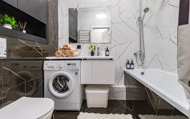 Apartments Svetlye V Tsentre Ryadom S Botanicheskim Sadom