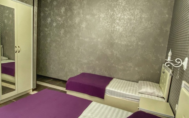 LiArt Hotel