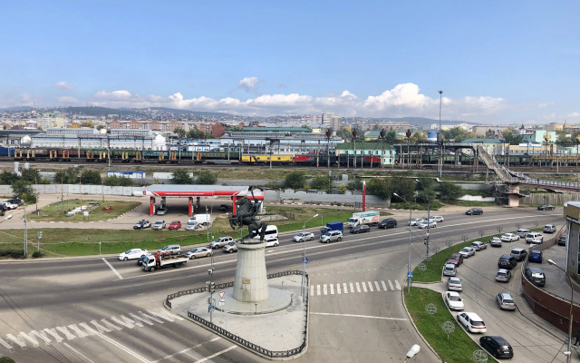 Квартира на Смолина 81