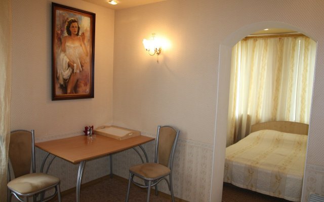 Beloe I Chernoe Mini-Hotel