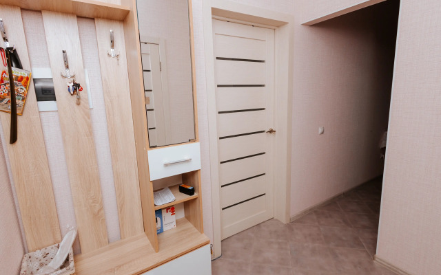 Na B-Re Guseva, 57 Flat