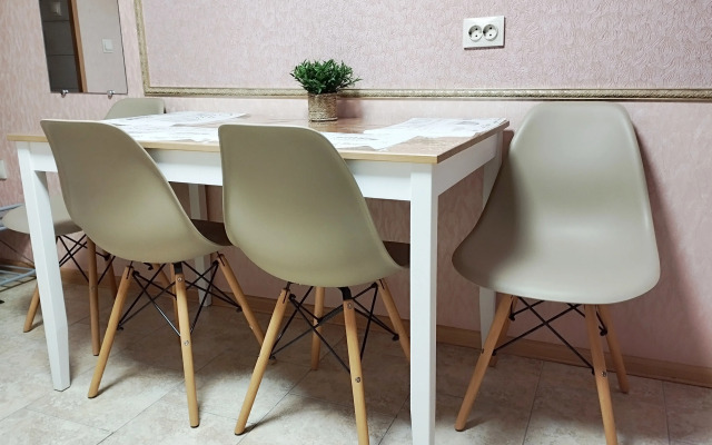 Dvukhurovnevaya V Tsentre Flat