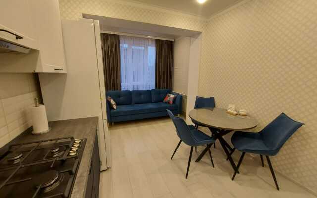 5 Zvezd na Ulitse Khadartseva 29B Flat