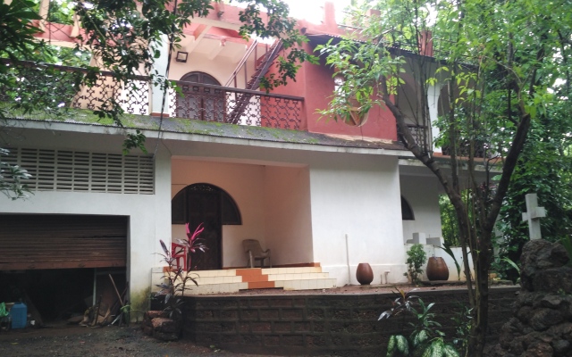 Copper Red Villa Guest House