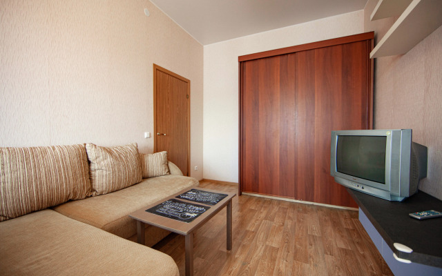 Dvukhkomnatnaya V Novom Petergofe Flat