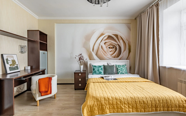 LS Kremlevskaya Flat