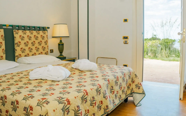 Altafiumara Resort & Spa