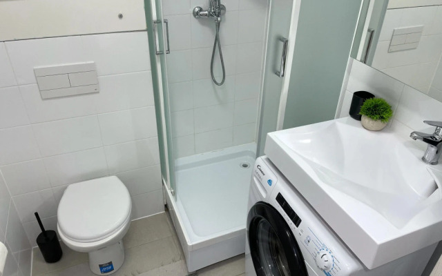 Апартаменты Sunny Days Apartment Калитники 2