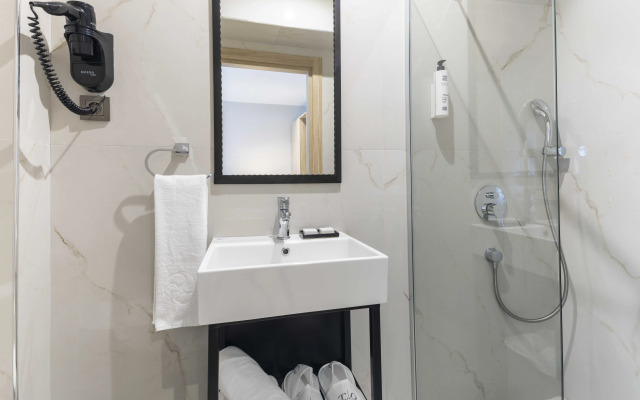 Бутик-отель The Capri Osmanbey