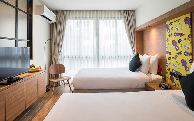 Sunshine Hip Hotel
