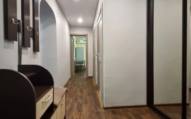 Na Lermontova  Flat