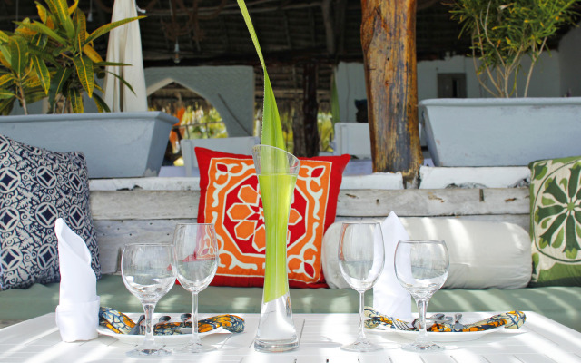 Aya Beach Bungalows Hotel