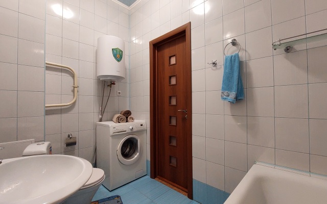 Zinina Vozle Uram I Naberezhnoy Apartments