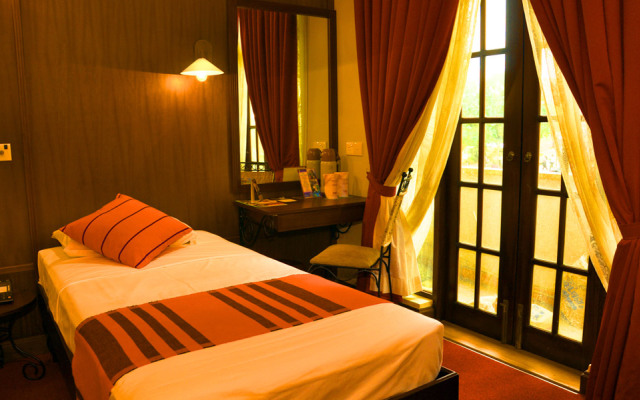 Colombo City Hotels (Pvt) Ltd Hotel