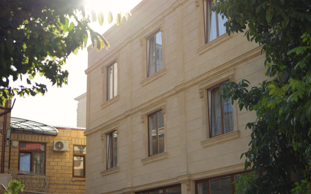 Mini-Otel Gold City