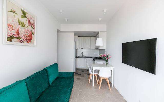 Apartment on the Heights 1