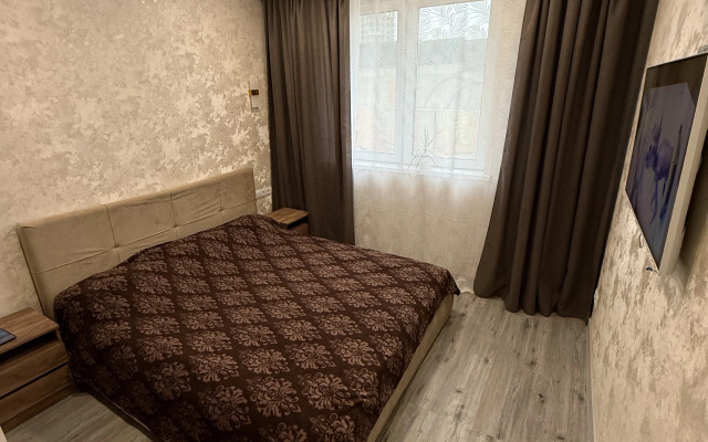 Uyutnaya S Potryasayuschim Vidom Flat