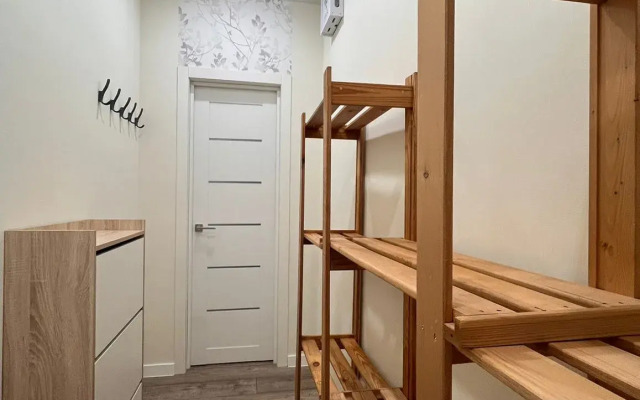 2 Nochi Na Vostochno-Kruglikovskoy Ulitse Flat