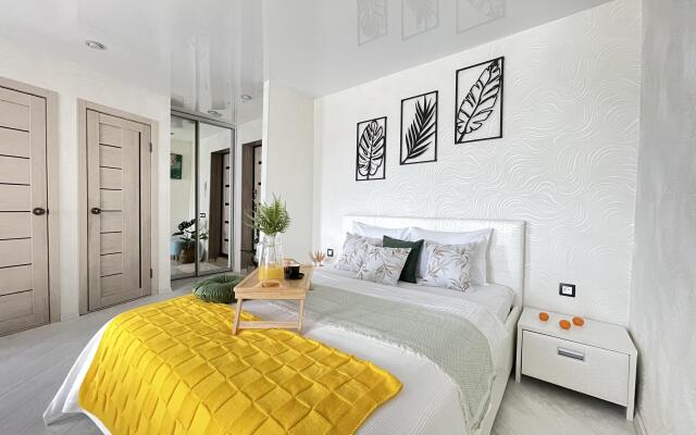 Tropicheskaya Studiya Apartments
