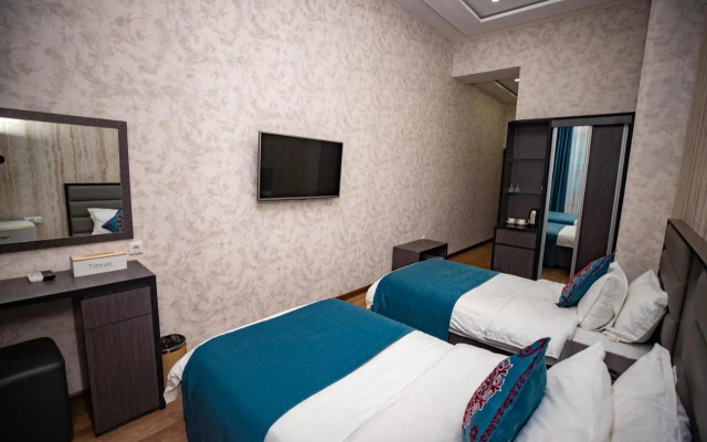 Vatan Hotel