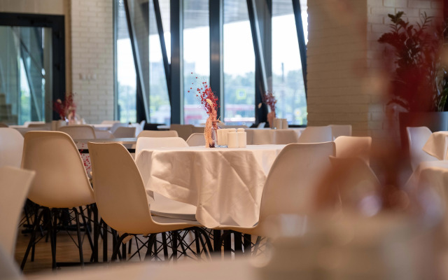 Mercure Hotel and Residences Saint Petersburg Hotel