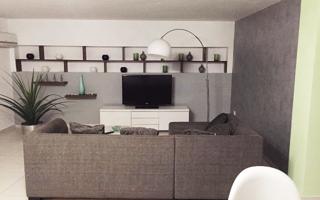 Anna's Apartments