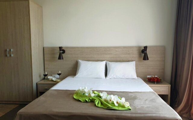 Club Resort Hotel "oasis"