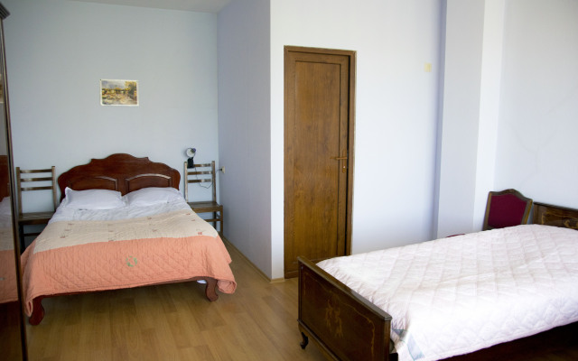 Eco-House Guest House