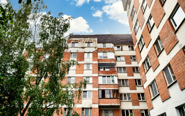 U Metro Tekhnologicheskiy Institut Apartments