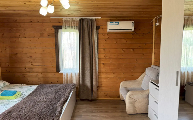 Частный Дом 607 с Балконом Рядом с Морем