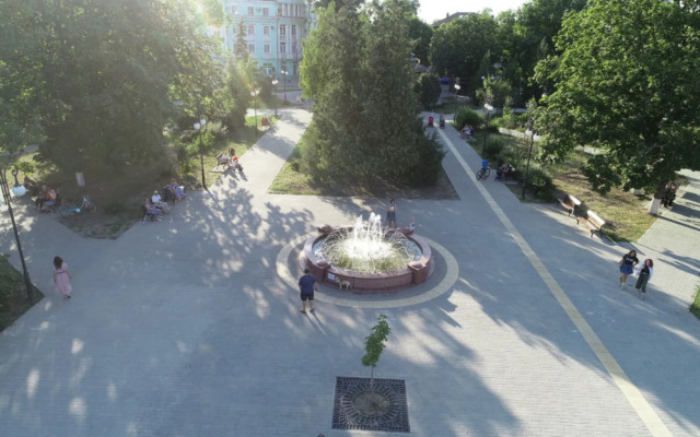 Na Chekhova 48 Private House