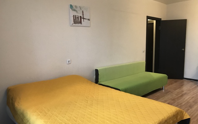 Na Suvorovskom Studiya Flat