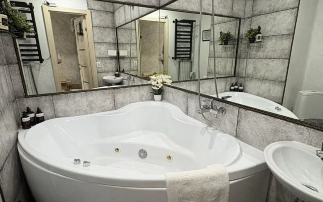 Квартира Уютная студия рядом с Алeксaндpовским парком