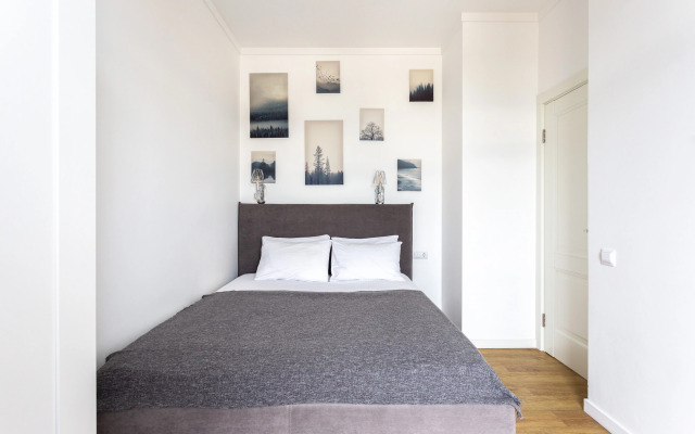 Apartment on the Heights