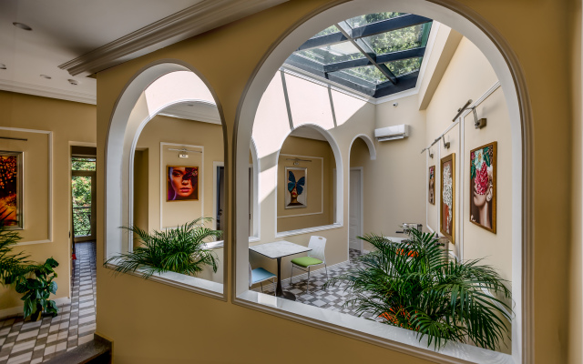 Hillside City Center Boutique-Hotel