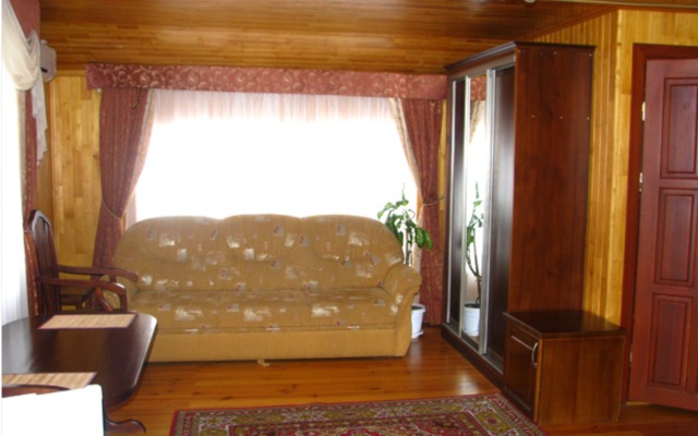 Izbushka Guest house