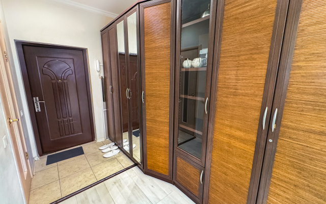 S zaseleniyem Lutshiy servis Posutochno50 Apartments