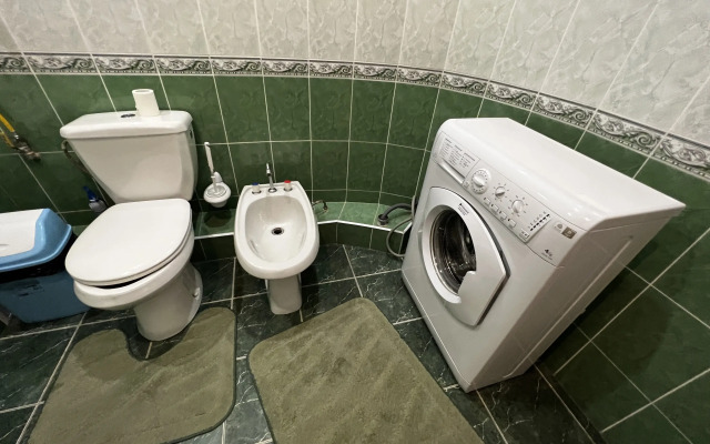 Апартаменты Уютная 2-х комнатная квартира