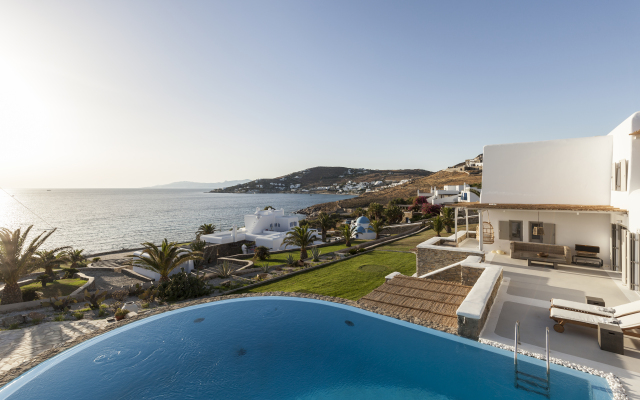 Amorous Luxury Villa