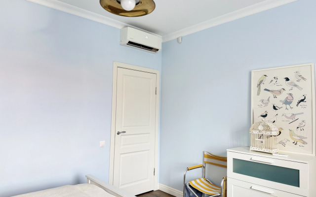 V Tsentre Lazurnaya Ptichka Flat