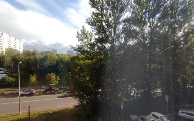 Uyutnaya studiya ryadom s parkom Apartments