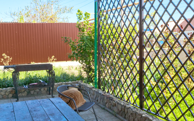 Lenivyij Delfin Guest house