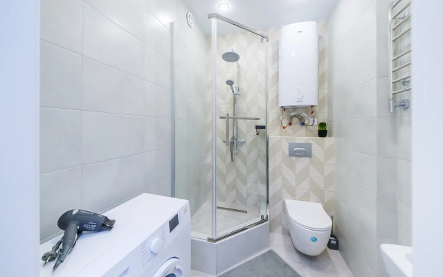 319 svetlye v ZhK Letniy dlya semi Apartments