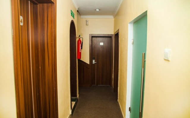 Cribville Hotel & Suites