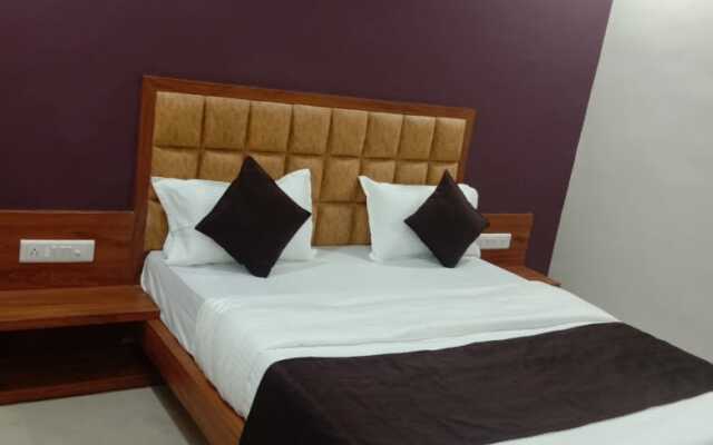 Отель Maple View